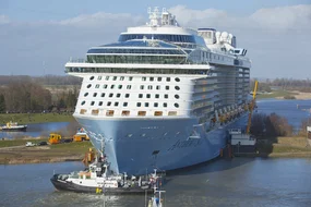 Emsüberführung der Anthem of the Seas