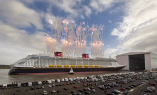 Ausdocken der Disney Fantasy